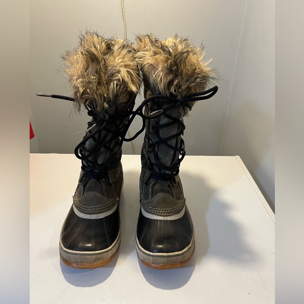 Sorel Joan of Artic boots